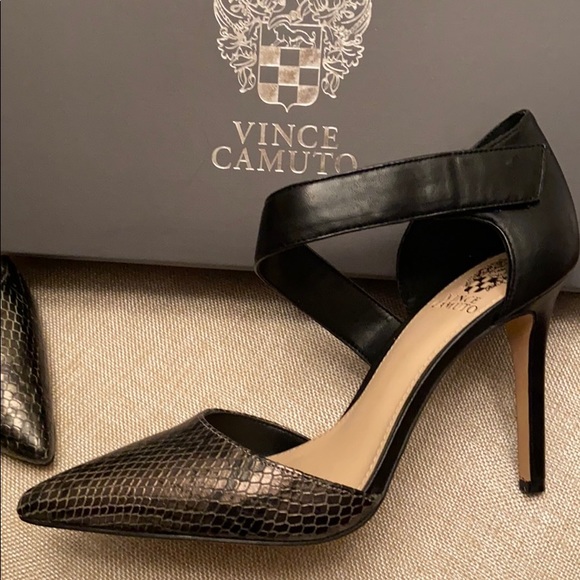 LAST PAIR ♥️ Vince Camuto Carlotte Snakeskin Metallic (NIB) - Picture 1 of 4